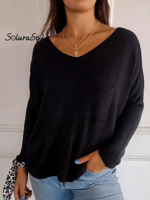 Women’s Solid Color Round Neck Pocket Long Sleeve T-Shirt Black / S